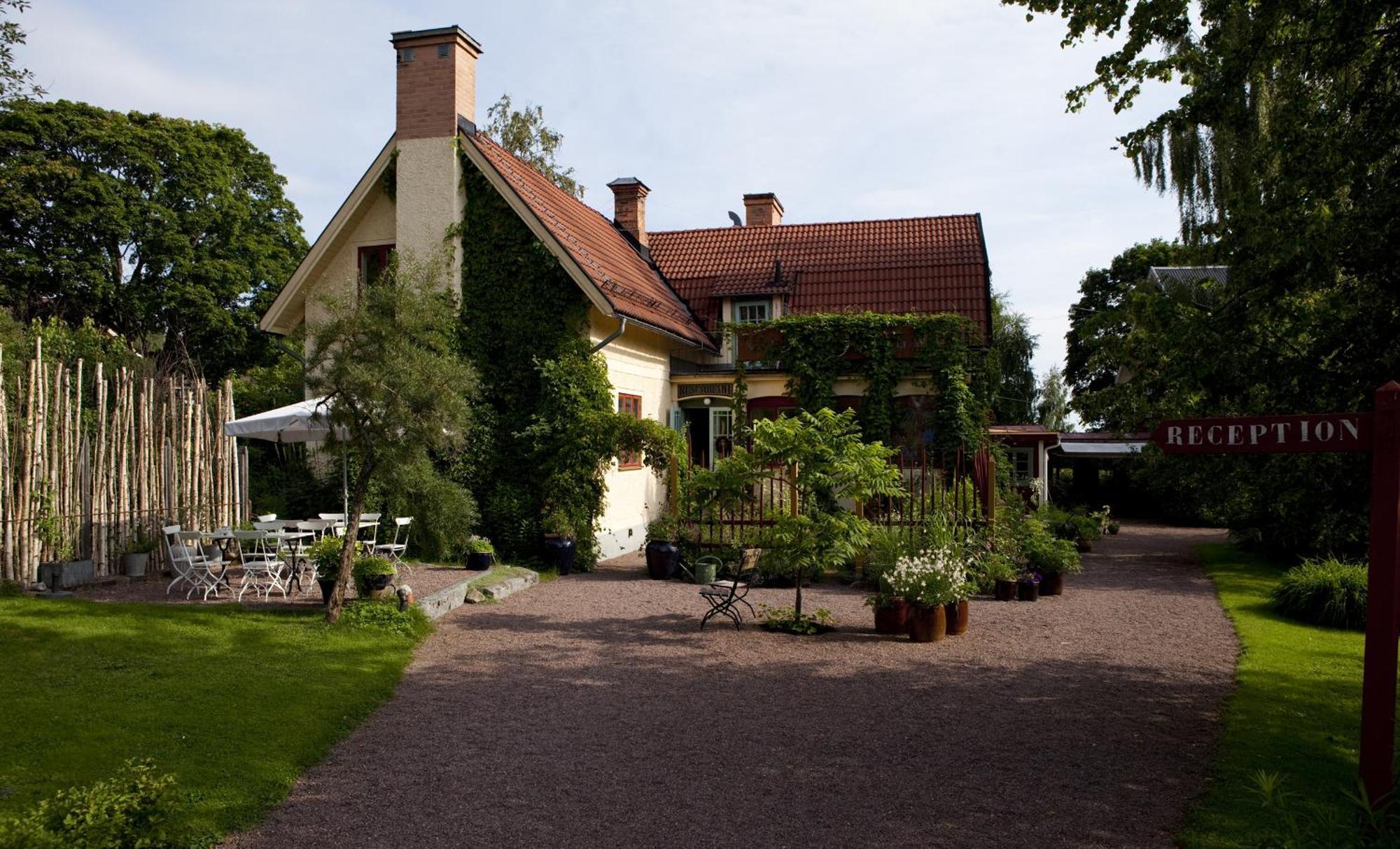 Dala-Floda Vaerdshus Exterior photo